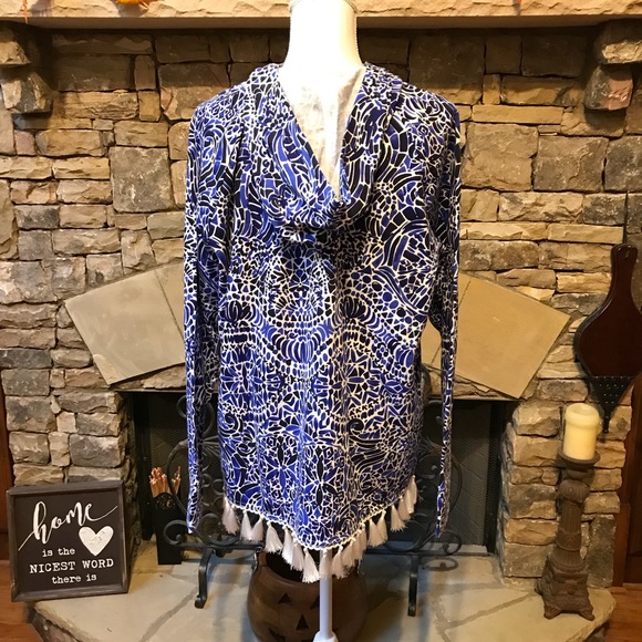 NWT Lilly Pulitzer Harmon Hoodie Size XL LAST ONE! - Picture 5 of 8